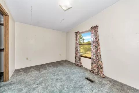 659 Bryan Rd, Sunset, TX 76270 photo 27