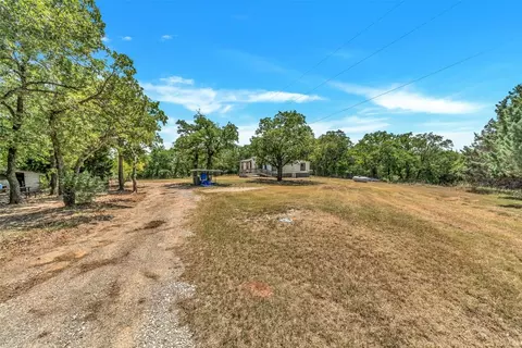 659 Bryan Rd, Sunset, TX 76270 photo 5