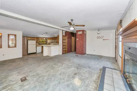 659 Bryan Rd, Sunset, TX 76270 photo 14
