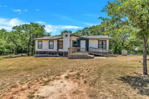 659 Bryan Rd, Sunset, TX 76270 photo 2