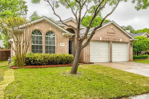 2507 Shepard Ln, Corinth, TX 76210