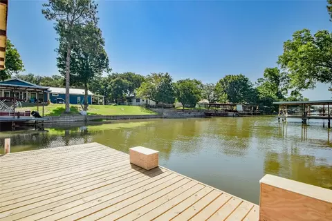4507 E Kenwood Ct, Granbury, TX 76049