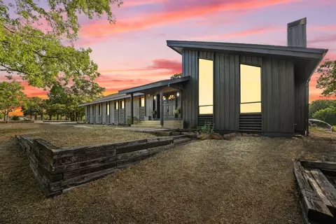 13008 Stonebridge Rd, Argyle, TX 76226