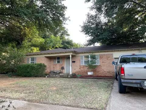 1210 Ravenwood Dr, Arlington, TX 76013