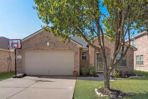 2023 Archer Dr, Grand Prairie, TX 75052