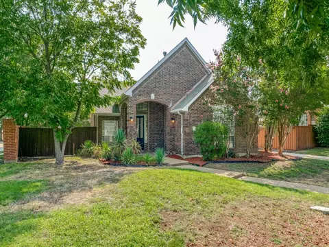 500 Lilly Ct, Irving, TX 75063