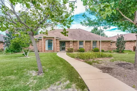 1114 Stonewall St, Garland, TX 75043