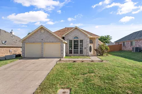 3017 Wren Ln, Midlothian, TX 76065