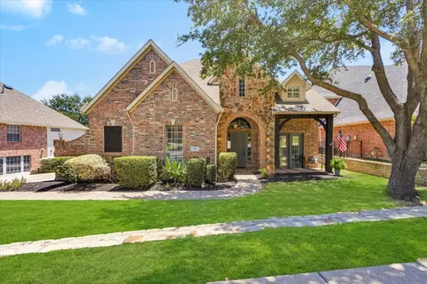 711 Lakeway Dr, Keller, TX 76248