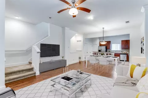 4830 Cedar Springs Rd #38, Dallas, TX 75219