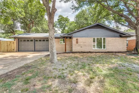 2108 Wilesta Dr, Irving, TX 75061
