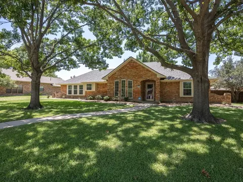 207 Mesa Dr, Sunnyvale, TX 75182
