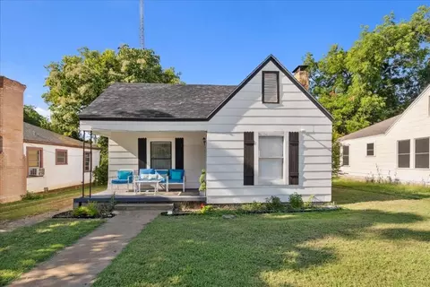 600 Colvin St, Fort Worth, TX 76104