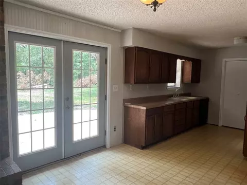 107 Maple St, Commerce, TX 75428 photo 9