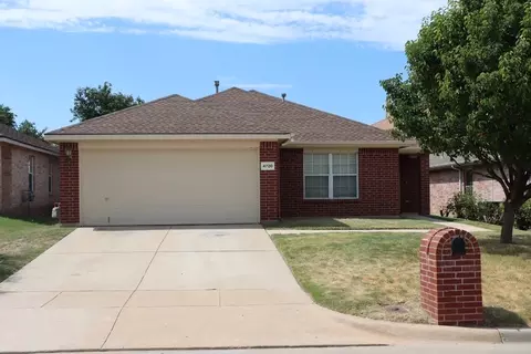 4720 Shell Ridge Dr, Fort Worth, TX 76133