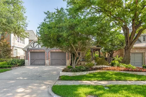 5933 Newgate Ln, Plano, TX 75093