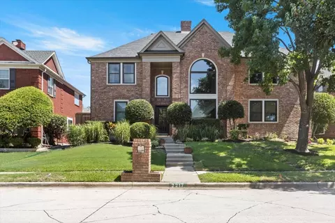 2217 Aristocrat Dr, Irving, TX 75063
