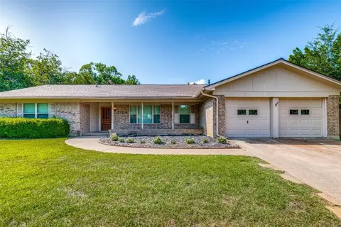 2204 Ravinia Dr, Arlington, TX 76012