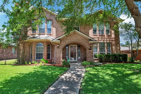 813 Red Tip Dr, Allen, TX 75002