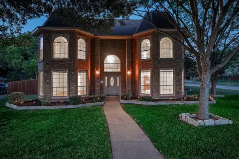 600 Bent Creek Dr, Desoto, TX 75115