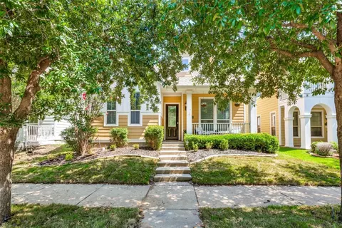 1225 Hayden Ln, Savannah, TX 76227