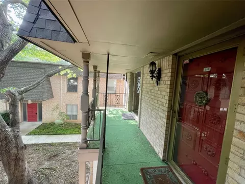 4320 Bellaire S Dr #235W, Fort Worth, TX 76109