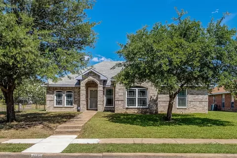 1521 Paula Ln, Mesquite, TX 75149