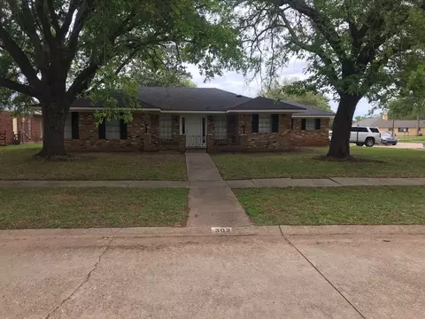 302 N Wickford Cir, Shreveport, LA 71115