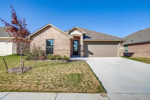 9932 Mescalbean, Crowley, TX 76036