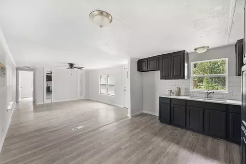 603 Park Dr, Goodlow, TX 75144