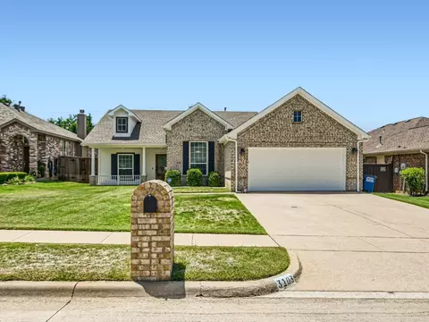 3103 Topanga Canyon Dr, Corinth, TX 76210