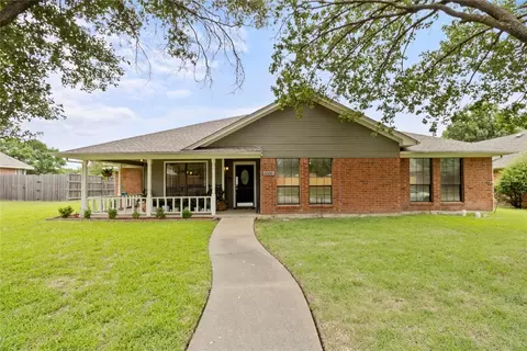 5330 Orchard Dr, Sachse, TX 75048