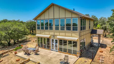 1610 Post Oak Rd, Gordon, TX 76453