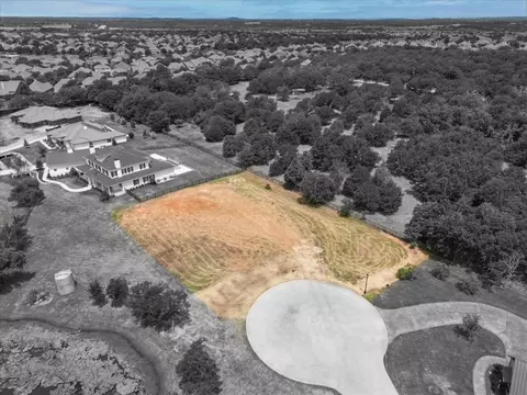 124 Pearson Pond Ct, Copper Canyon, TX 76226