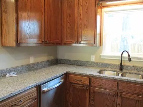 162 Pine St, Emory, TX 75440 photo 12