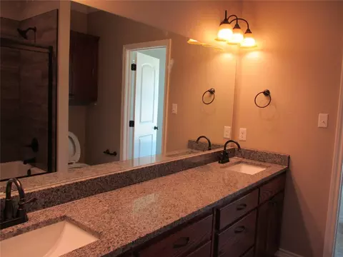162 Pine St, Emory, TX 75440 photo 17
