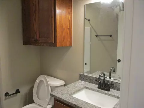 162 Pine St, Emory, TX 75440 photo 21