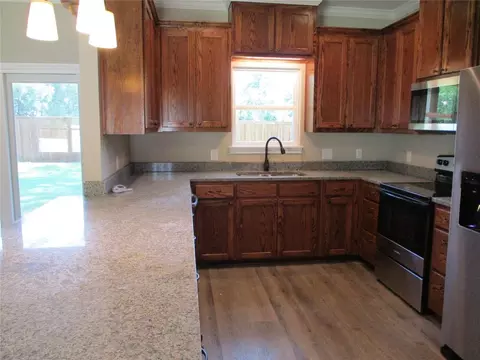 162 Pine St, Emory, TX 75440 photo 10