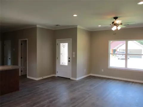 162 Pine St, Emory, TX 75440 photo 7