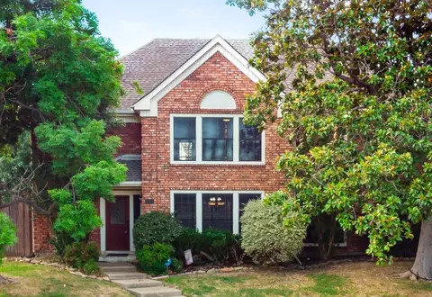 1211 Laguna Pl, Carrollton, TX 75006