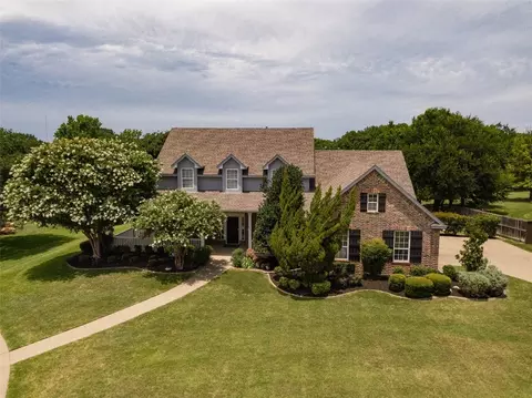 5421 Twin Creeks Dr, Midlothian, TX 76065