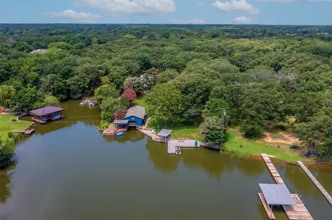 9012 Timbercreek Dr, Bonham, TX 75418