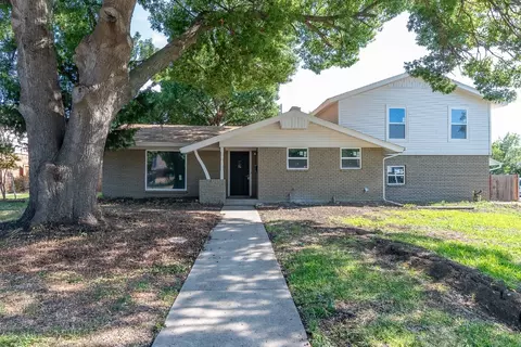 1200 Dawn Dr, Arlington, TX 76010