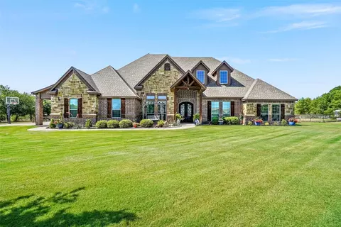 6600 Windy Canyon Way, Fort Worth, TX 76126