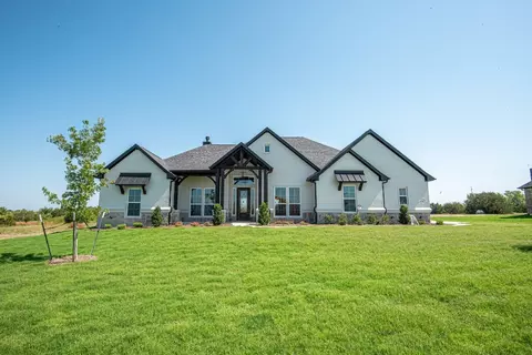 194 Coalson Xing, Azle, TX 76020