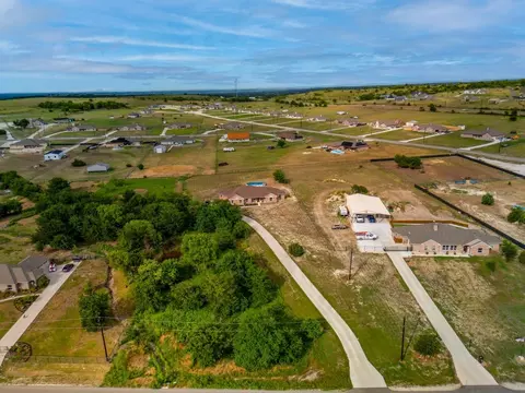2012 Lyla Ct, Springtown, TX 76082 photo 4