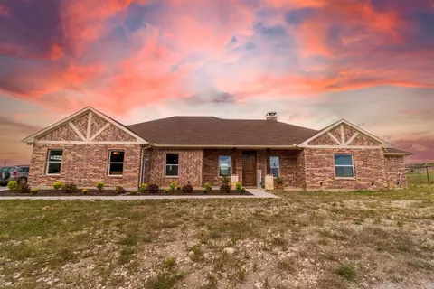 2012 Lyla Ct, Springtown, TX 76082