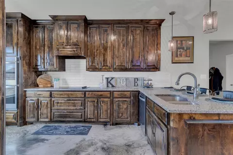 2012 Lyla Ct, Springtown, TX 76082 photo 13