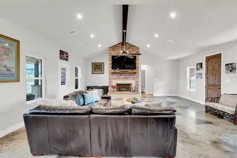 2012 Lyla Ct, Springtown, TX 76082 photo 8