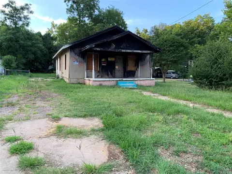 1720 E Houston St, Tyler, TX 75702